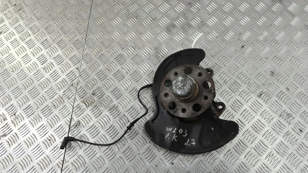 Etunavan laakeri Mercedes-Benz SLK R171 A2093320001