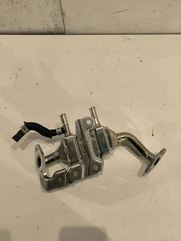 Lexus RX 450H 2019 Radiateur EGR 2568031050A