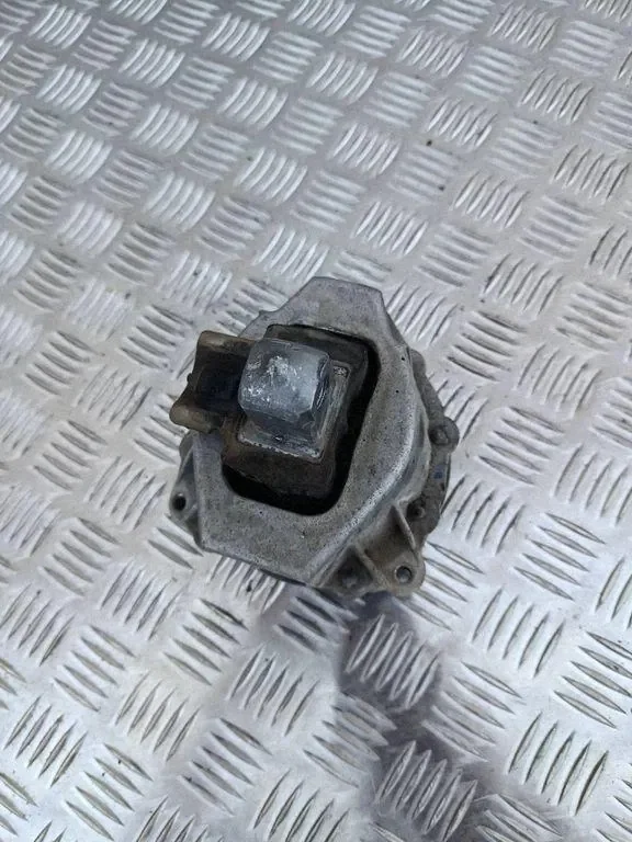 Engine Mount BMW 3 7581619 image 4