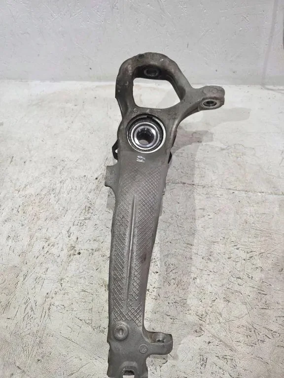 Cubo Roda Dianteiro Esquerdo Bentley 971407245L