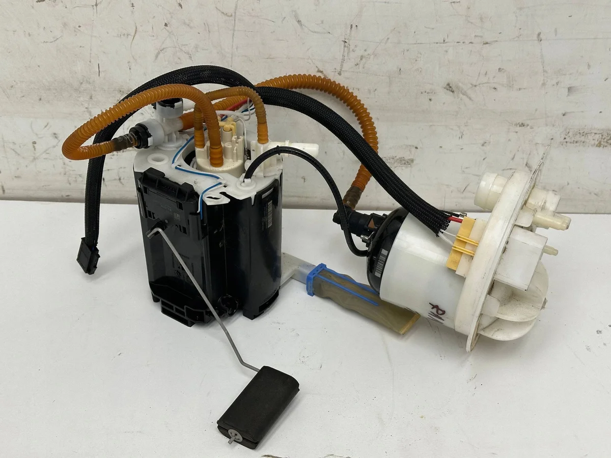 Pompe à carburant Land Rover DPLA-9H307-AA