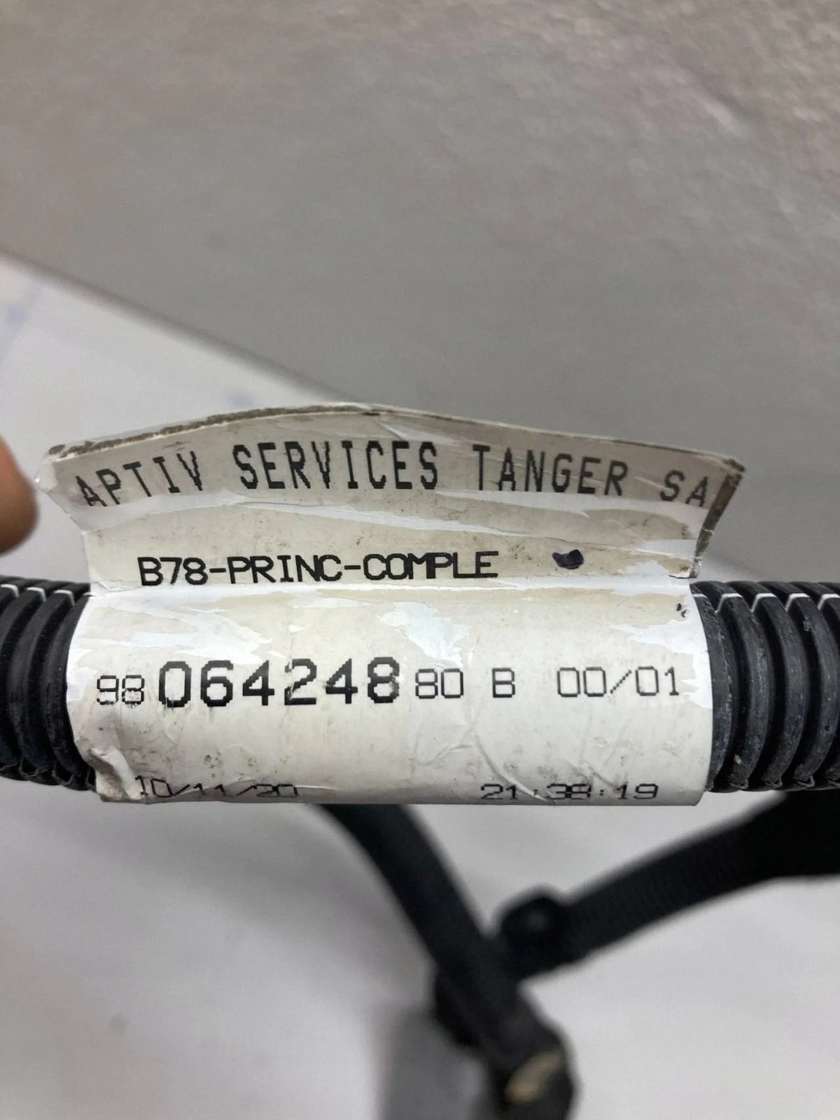 Peugeot Expert III 9806424880 Cableado START STOP image 8