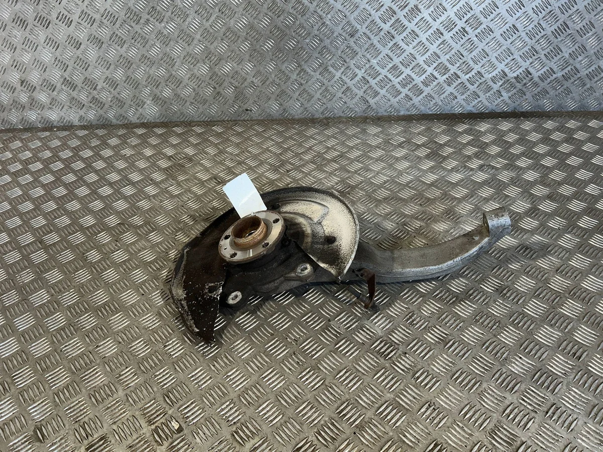 Volvo XC60 Cubo de Roda Dianteira UTO95045 image 6