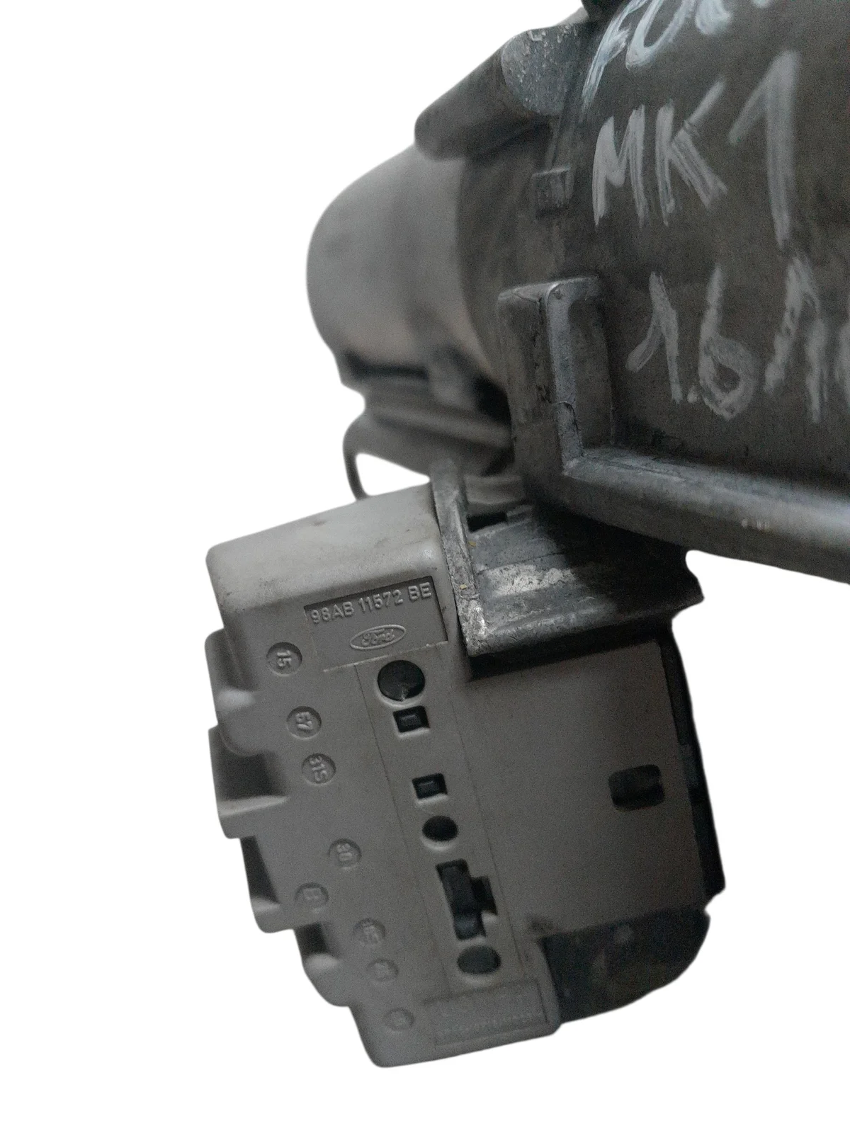 Virtalukko Ford Focus MK1 98AB11572BE image 3