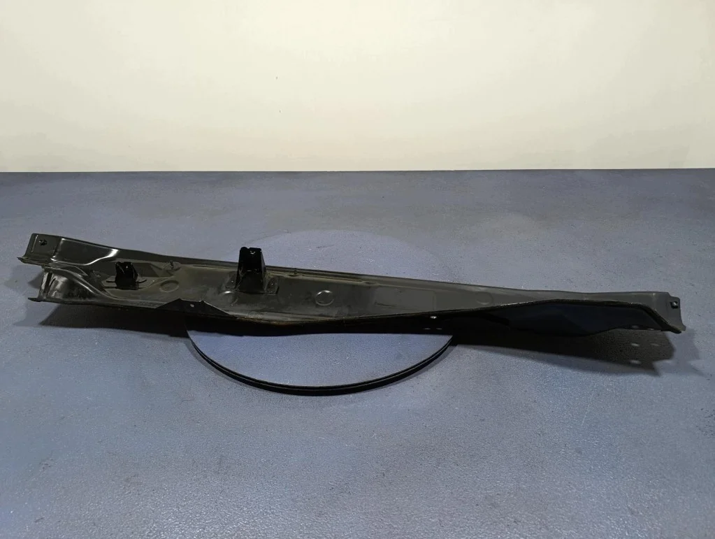 Renault Koleos II Lower Windscreen Panel image 7