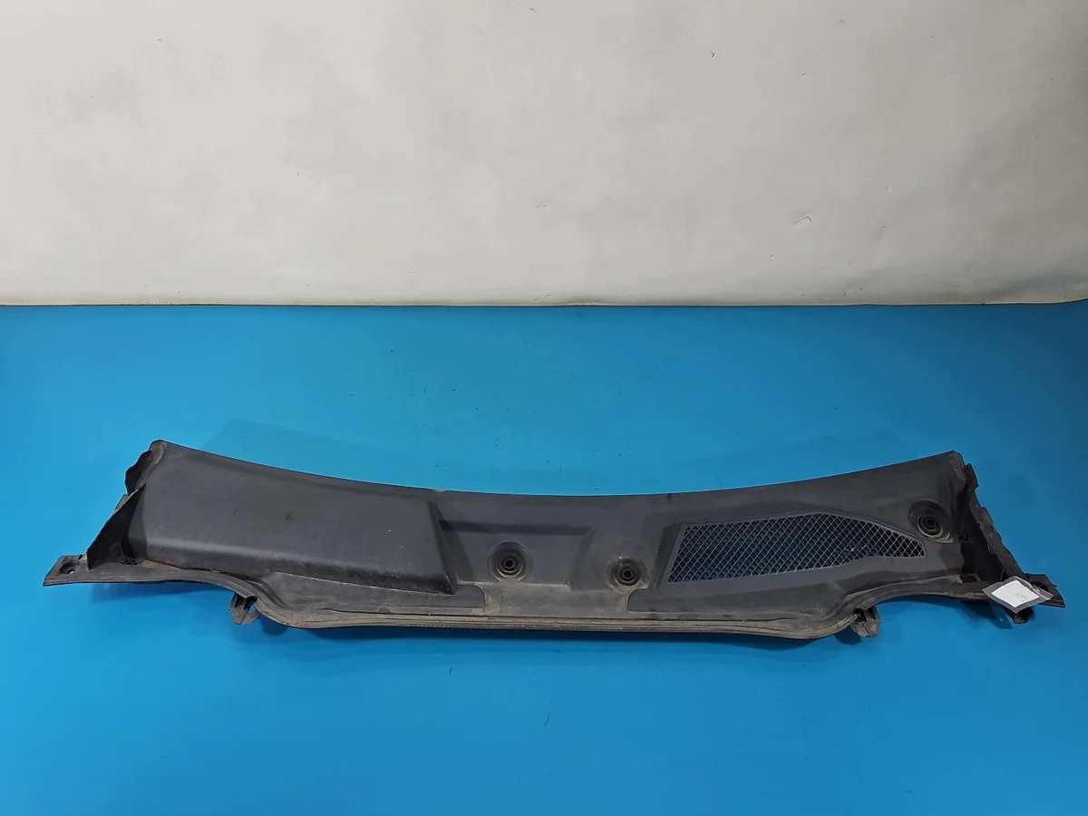 Podszybie Mercedes CLA C117 X117 A1768300013