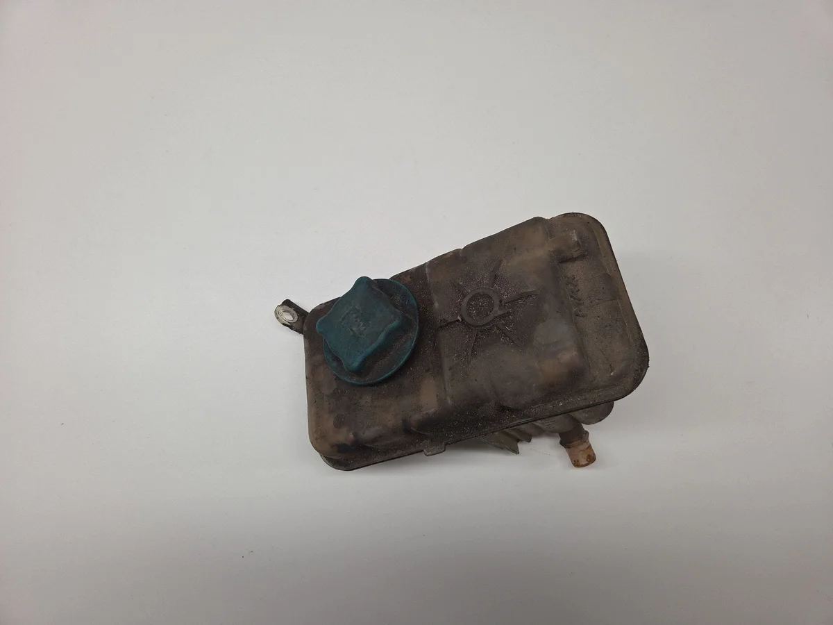 Expansion Tank Citroen C5 JUT300777