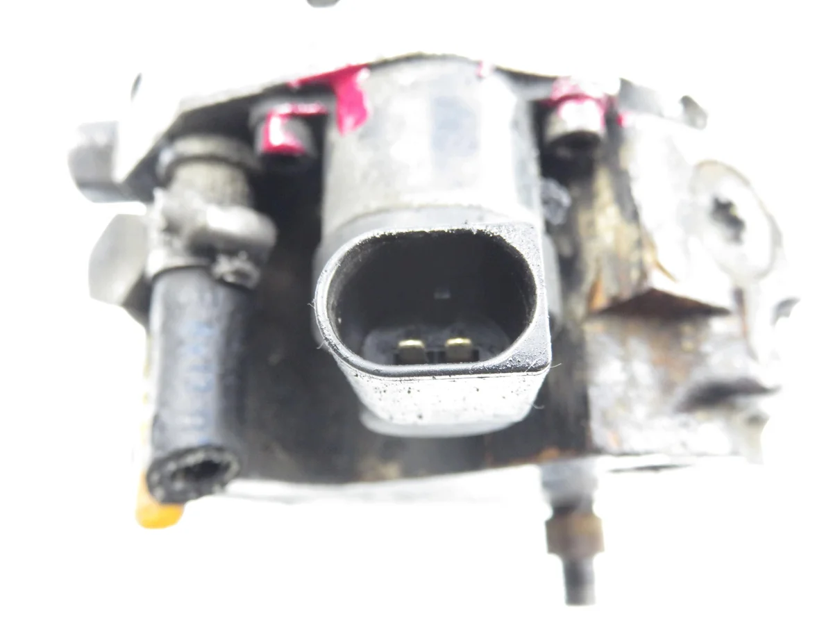 BMW 3 E46 320d Injectiepomp M1157871-0445010045 thumbnail 10