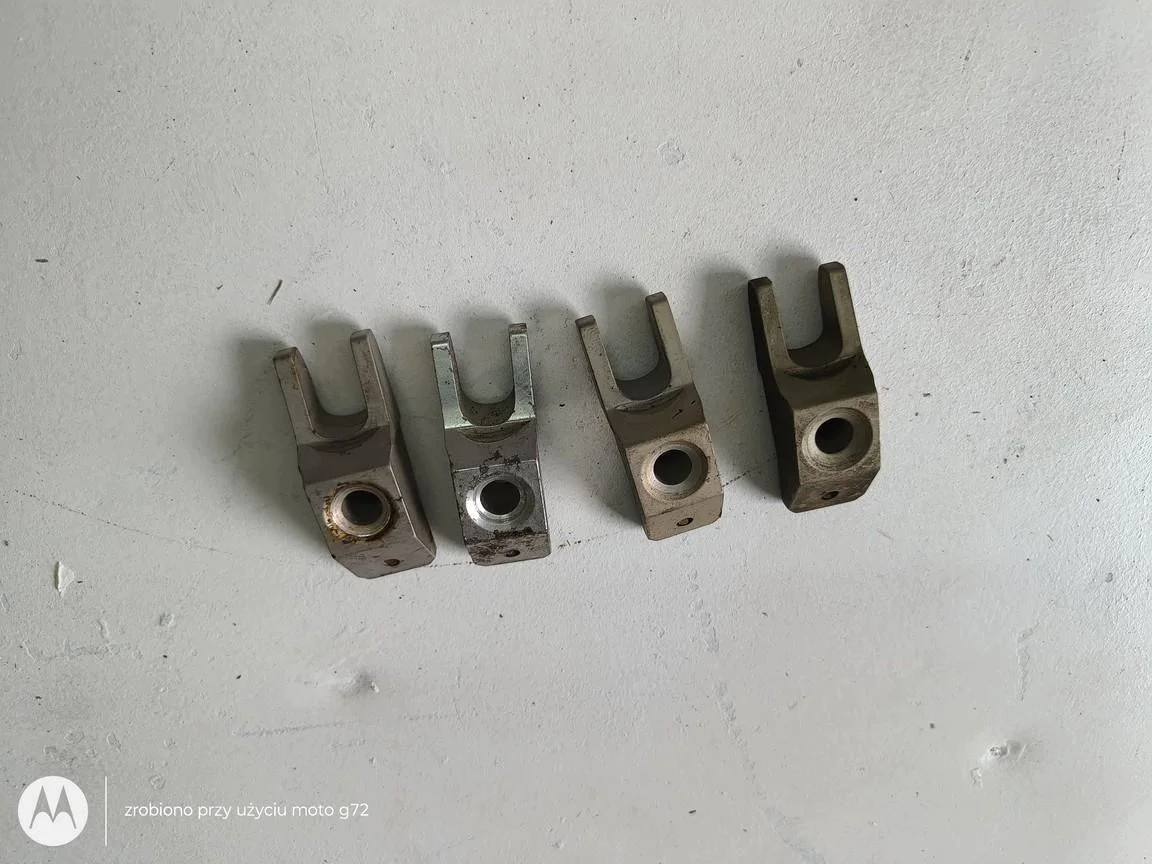 Ruiskutussuuttimen pidike Alfa Romeo 159 55248609