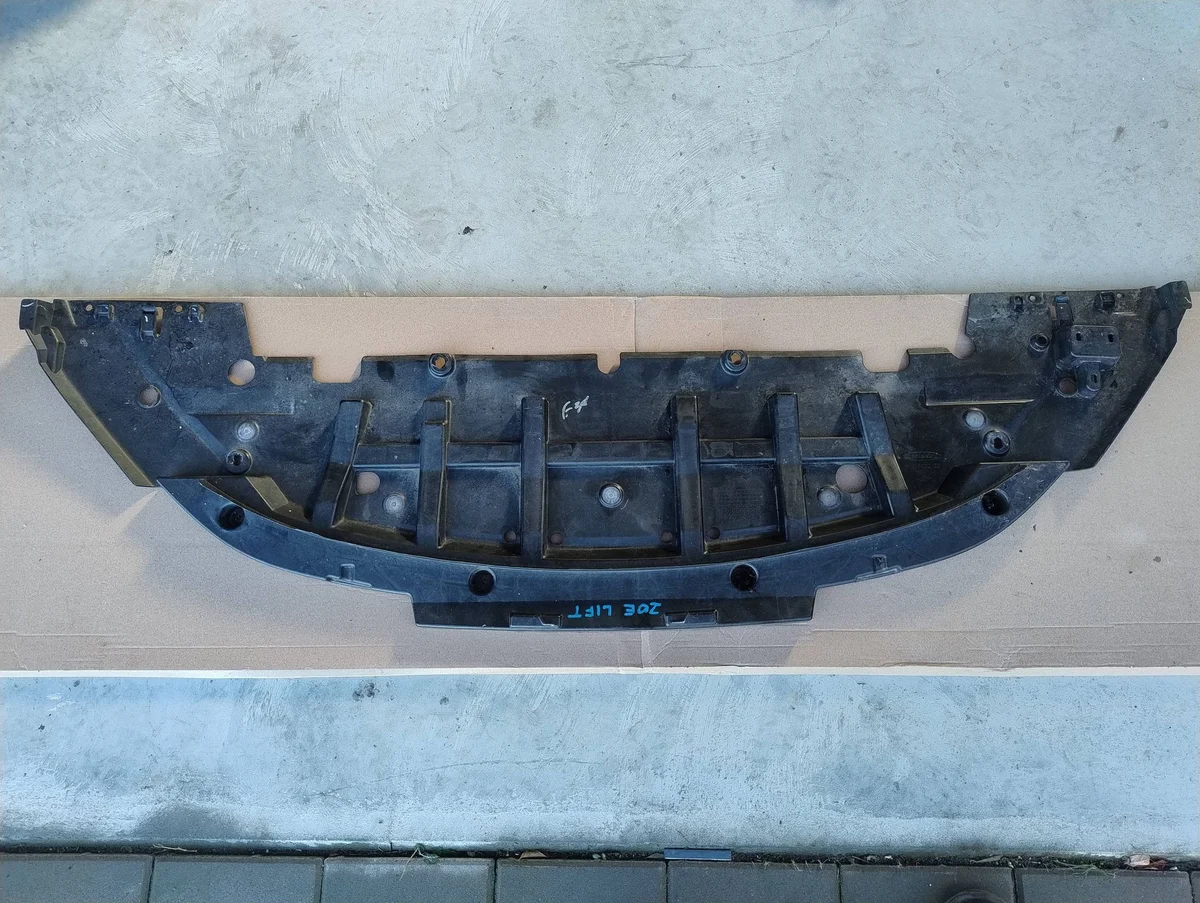 Cache sous pare-chocs Renault Zoe 2217009X