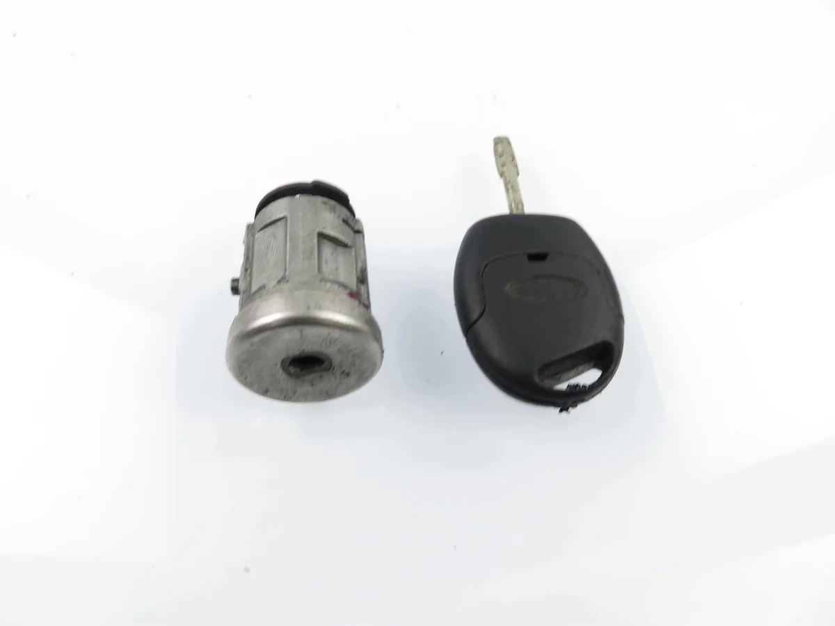 Canhão da Ignição Ford Fiesta MK5 M179A M1157684-M179A