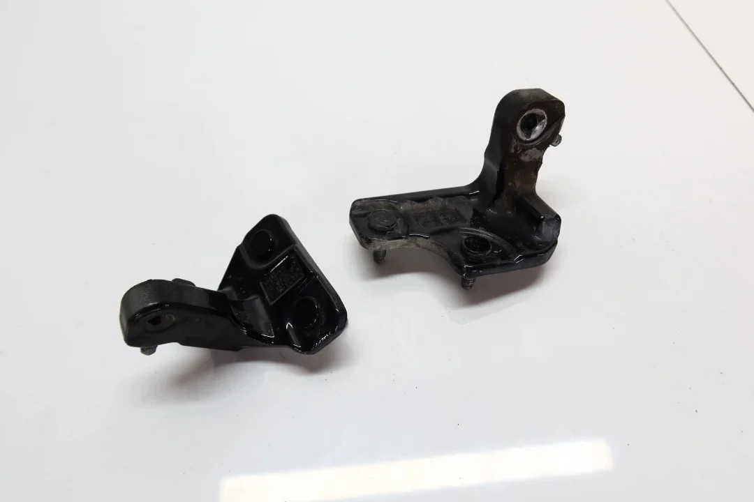 Dobradiça Porta Traseira Direita Mercedes W205 W205ZAW.PT-197