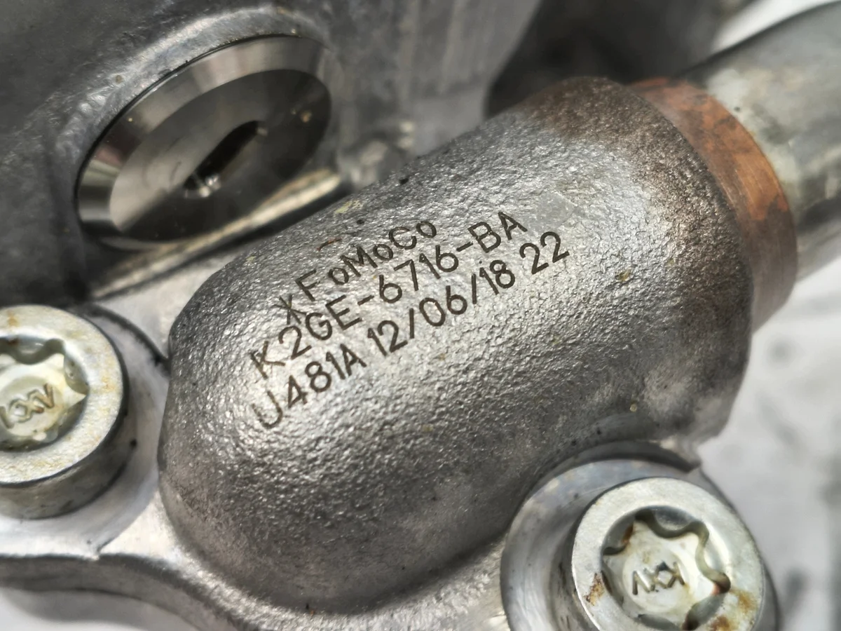 Bomba de aceite Ford Edge K2GE-6716-BA