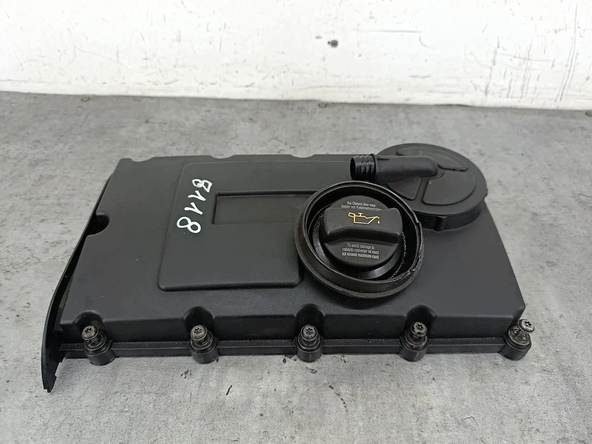 Kleppendeksel VW Passat B6 2.0 TDI 03G103469N
