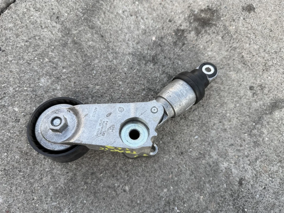 Tendue courroie alternateur Renault Trafic 4 IV 177501769R