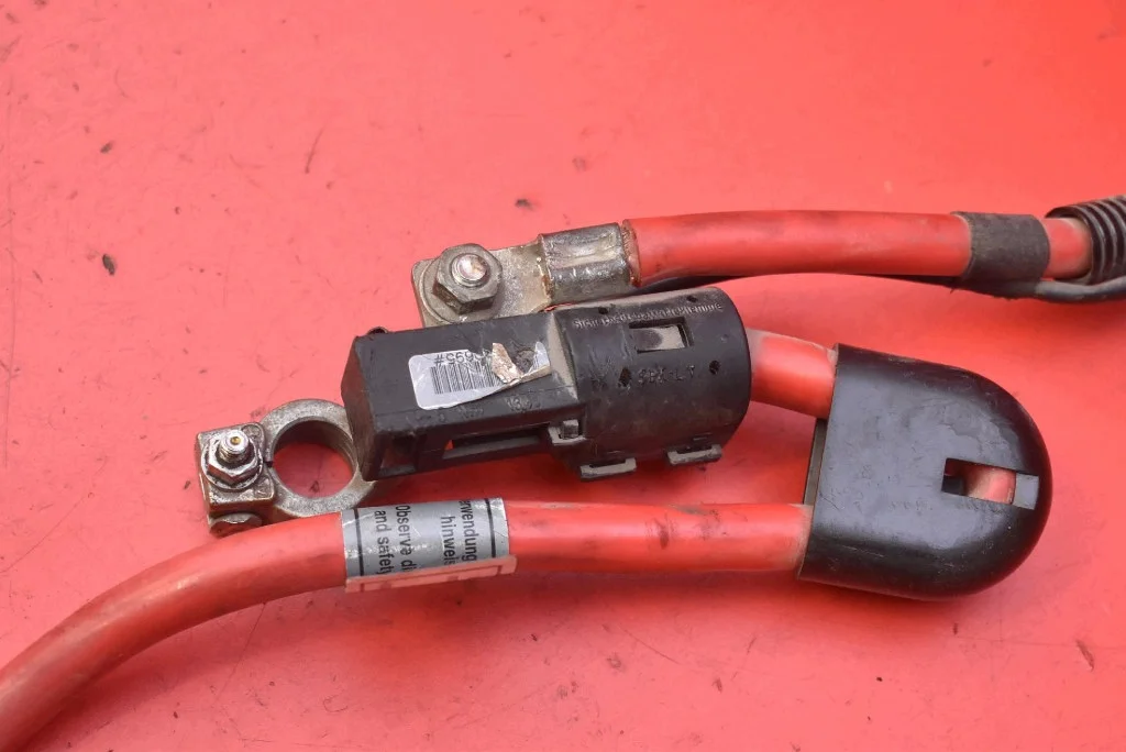 BMW E65 E66 Borne positive 6908745 image 4