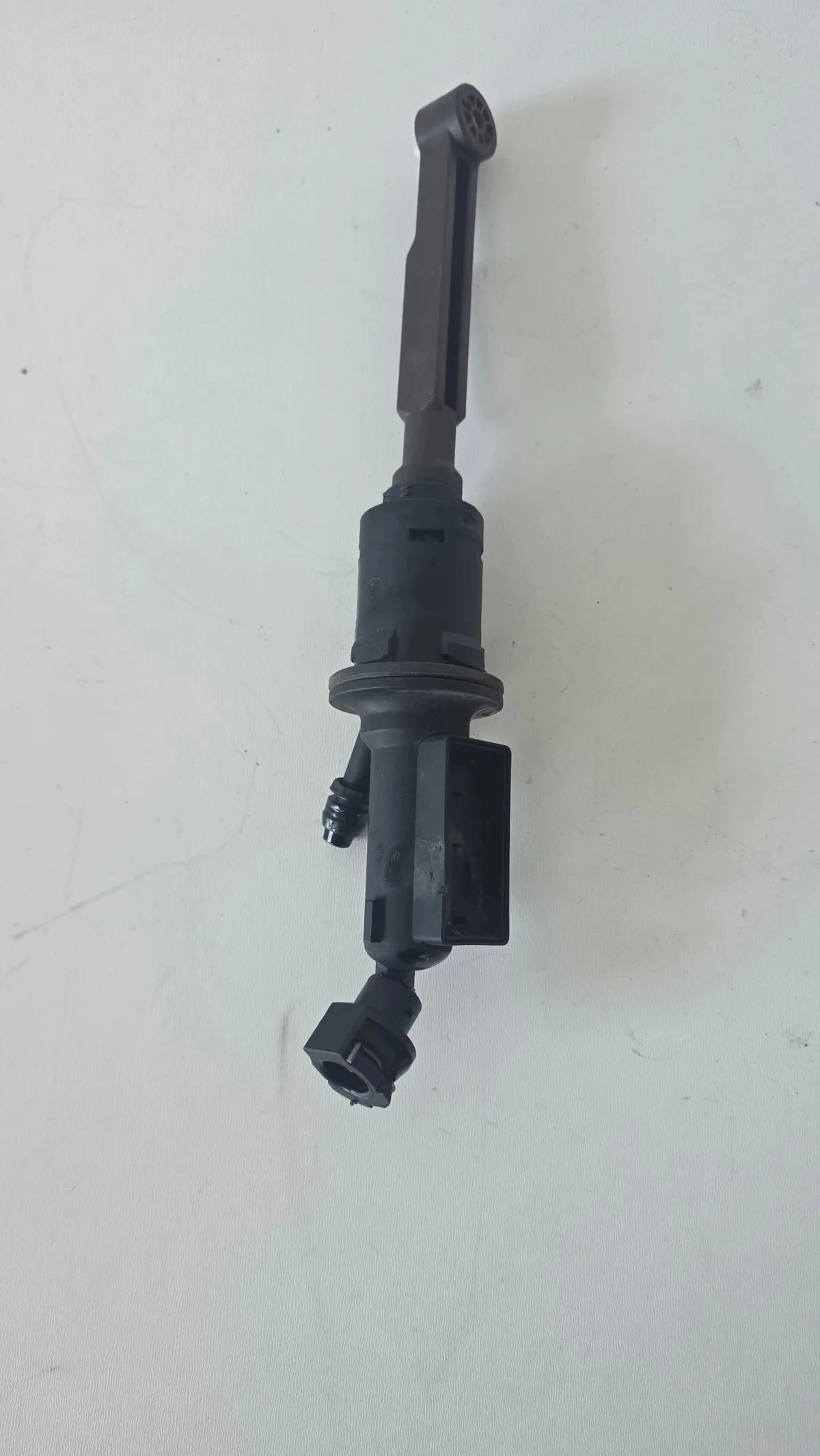 Peugeot Partner / Citroën Berlingo kytkinpumppu 9689016580 image 3