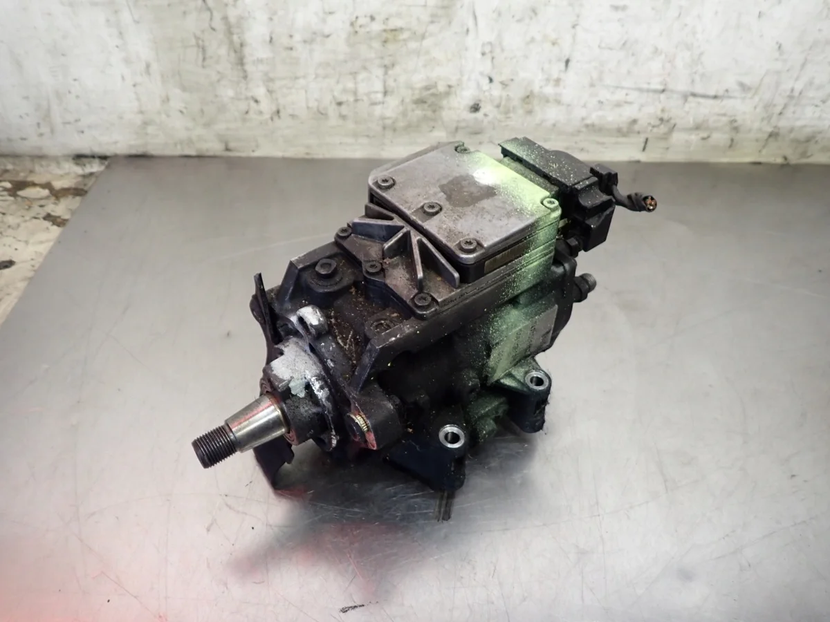 VW B5 Audi A6 2.5 TDI Insprutningspump 059130106D