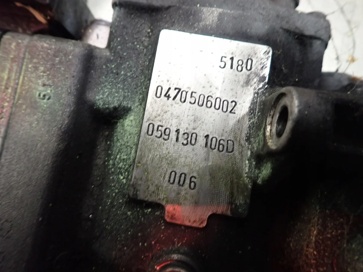 Injection Pump Audi A6 2.5 TDI 059130106D image 6