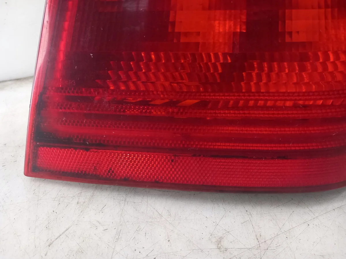 Luz trasera derecha BMW Serie 3 E46 8383822 image 4