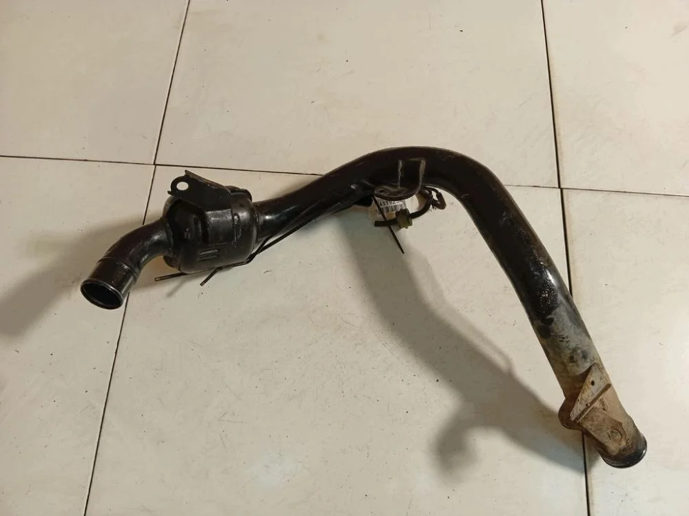 Toyota Previa Intercooler-letku EIS3126337