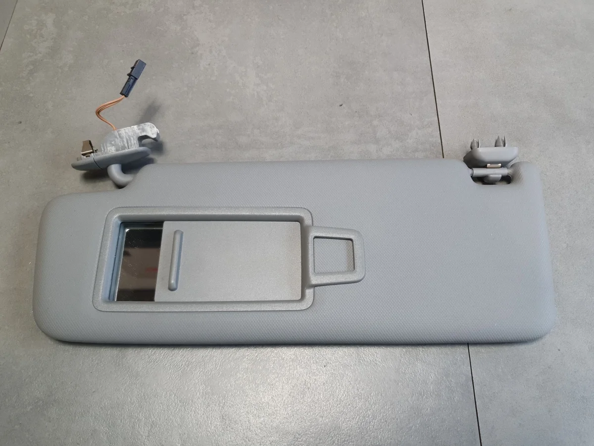 Audi Q6 e-tron Cubierta parasol izquierda 85H857551B