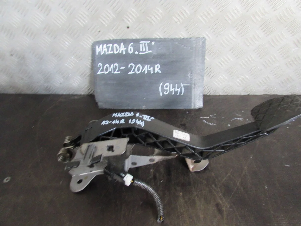 Pedal de embrague Mazda 6 III GHK1