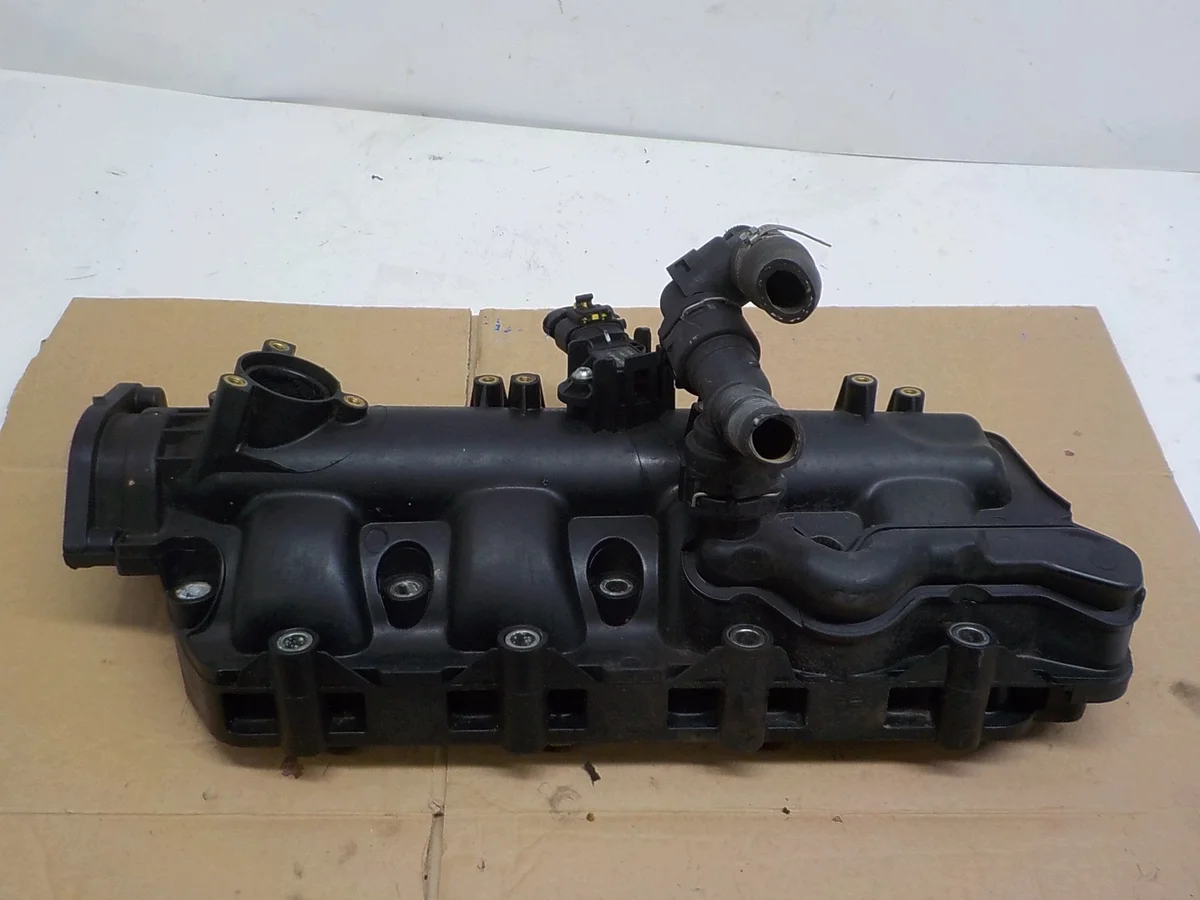 Collecteur d'admission Alfa Romeo Giulietta Astra J 2.0 CDTI 55231271