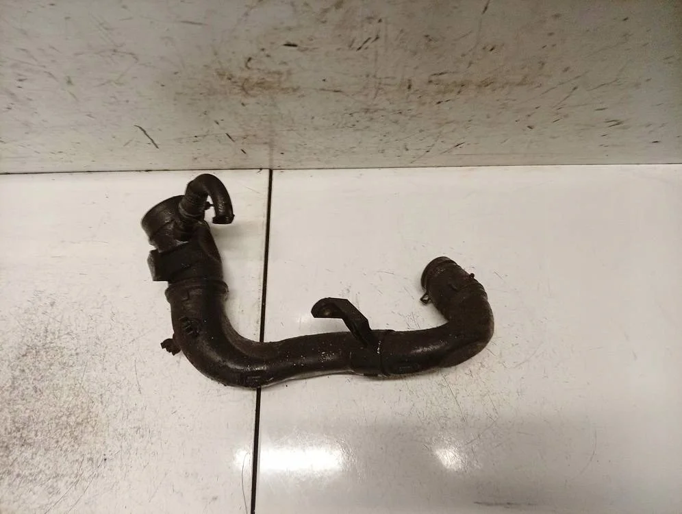 Turbiinin putki Volkswagen PX0446037