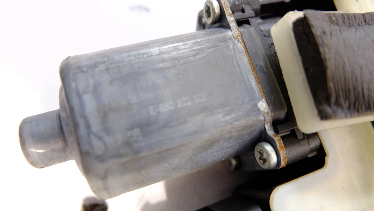 Audi A4 B9 Mécanisme volet coffre Avant 8W9863560 image 9