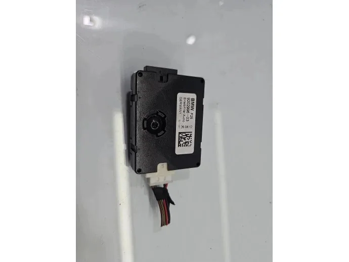 Amplificador de antena BMW X3 F25 9202996-03