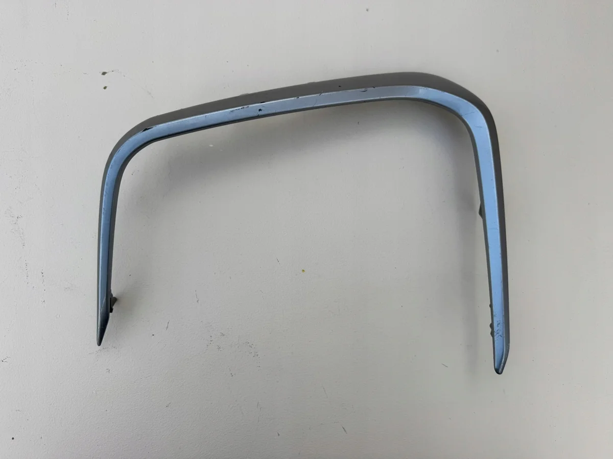 Zierleiste Stoßfänger links vorne Toyota Corolla E21 52126-02380
