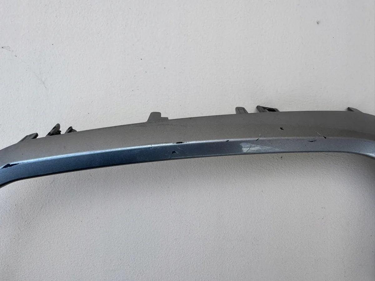 Friso do Para-choques Toyota Corolla E21 52126-02380 image 4