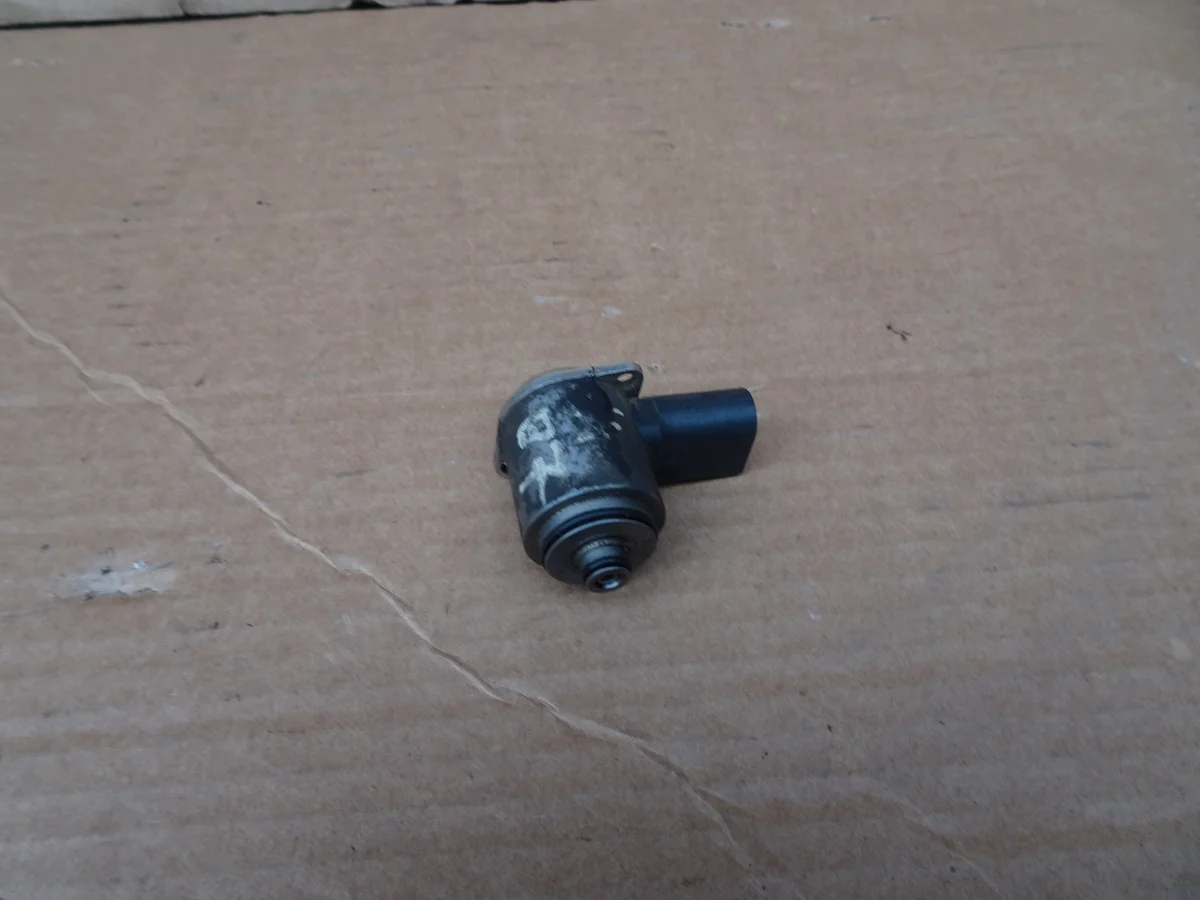 Audi A4 B7 sensor för styrväxel