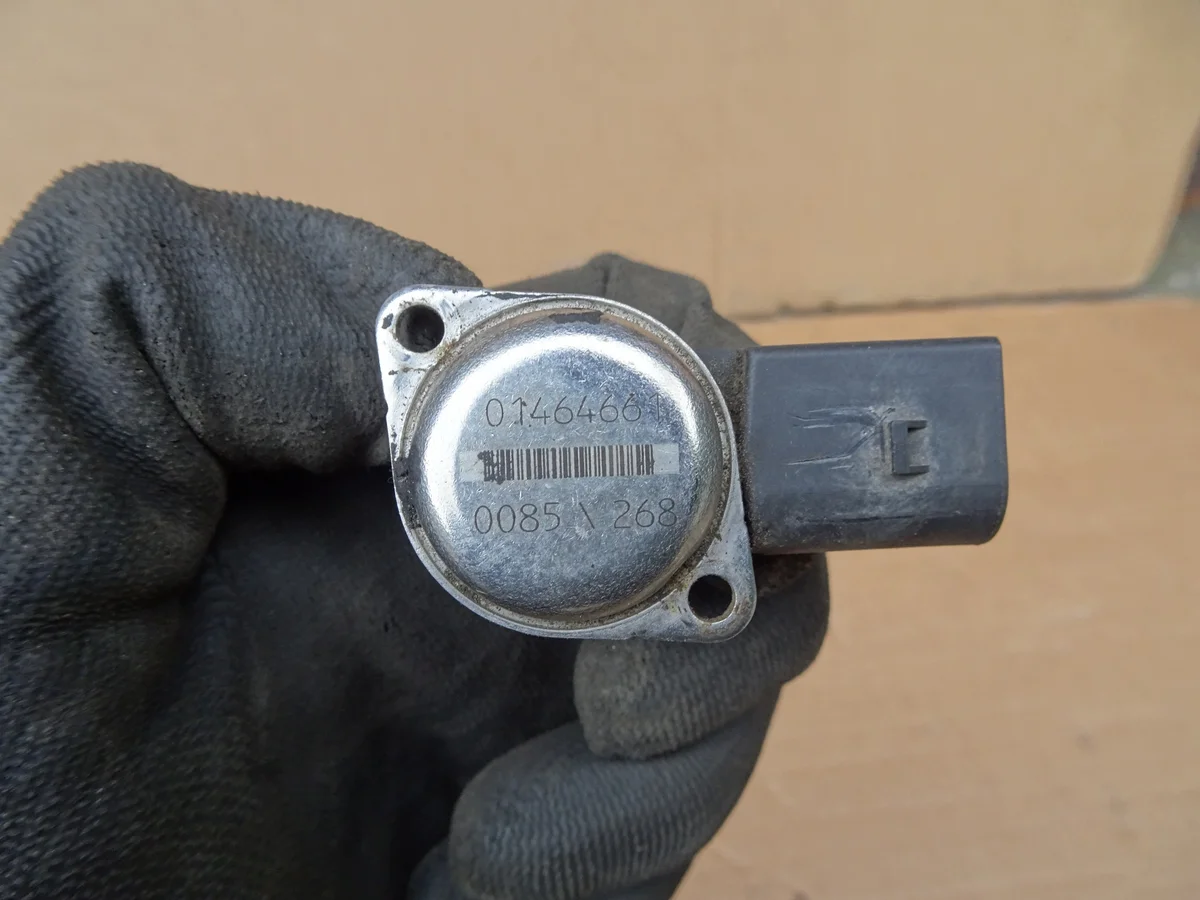 Audi A4 B7 Steering Angle Sensor image 3
