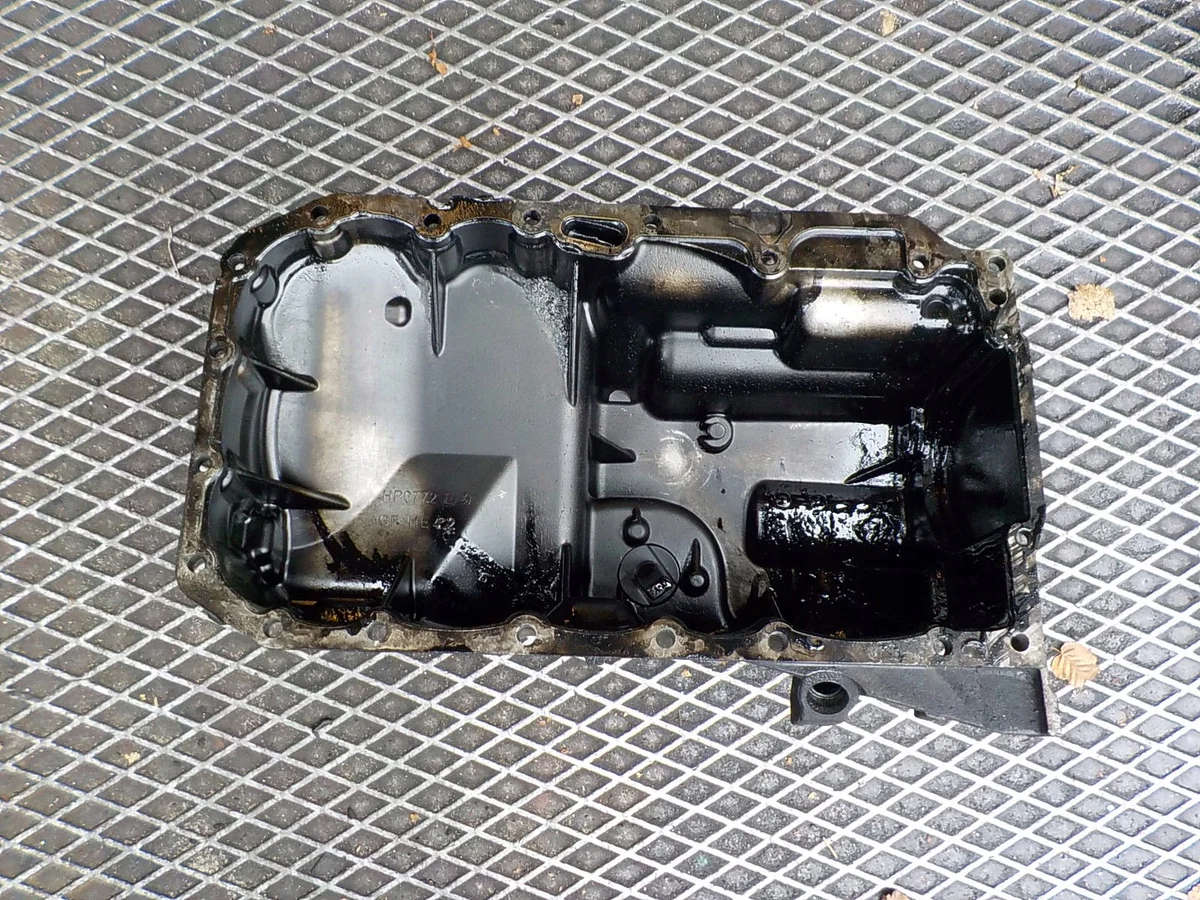 Oljepanna BMW E90 2.0 D 11138510206