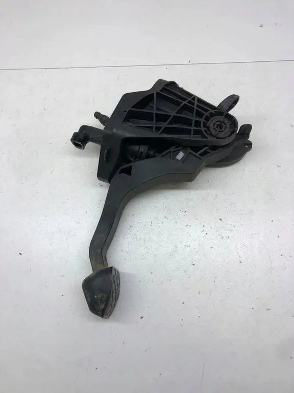 Koppeling Pedaalpomp VW CrossPolo 6R0721117B