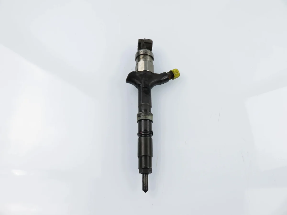 Toyota Corolla Verso Fuel Injector M1157802-2367027020