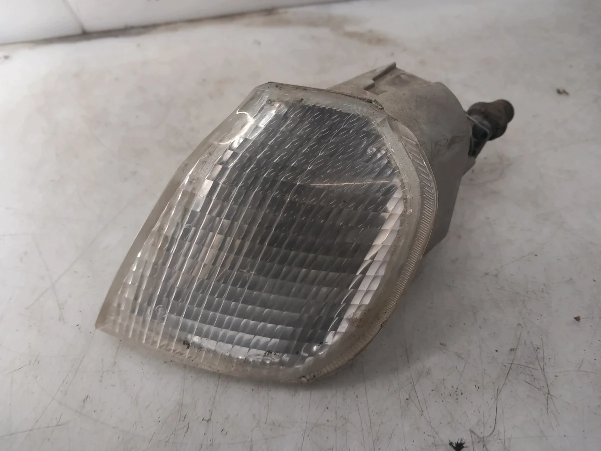 Front Left Turn Signal Alfa Romeo 145 143241L