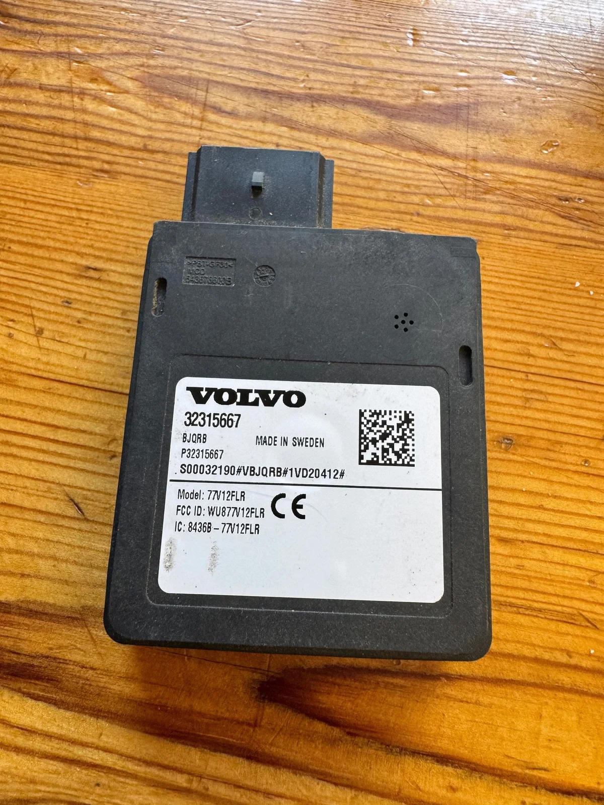 Volvo XC40 aktiivisen vakionopeudensäätimen tutka 32315667