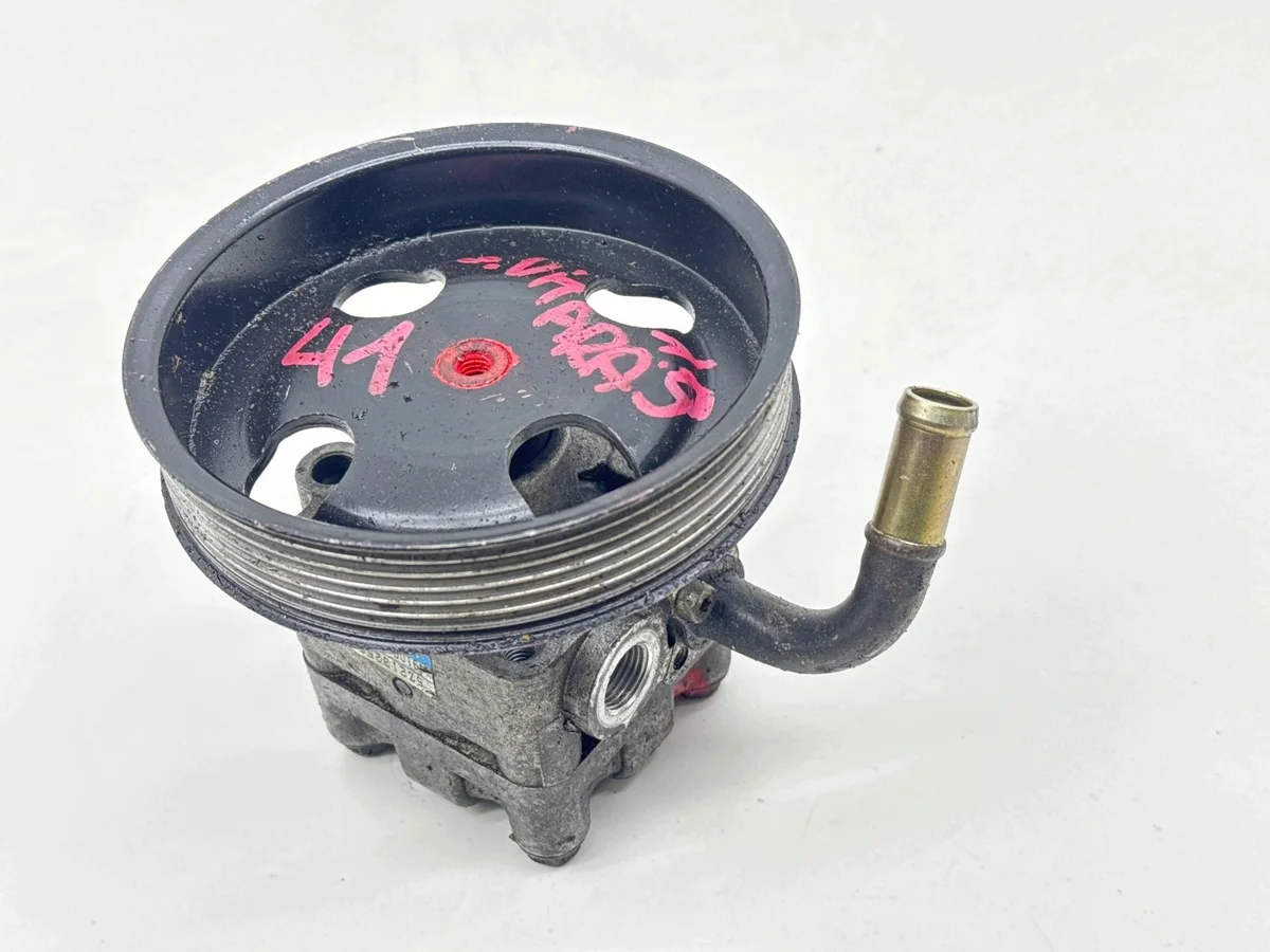 Ohjaustehostimen pumppu Suzuki Grand Vitara II 1.9D 49100-67J00