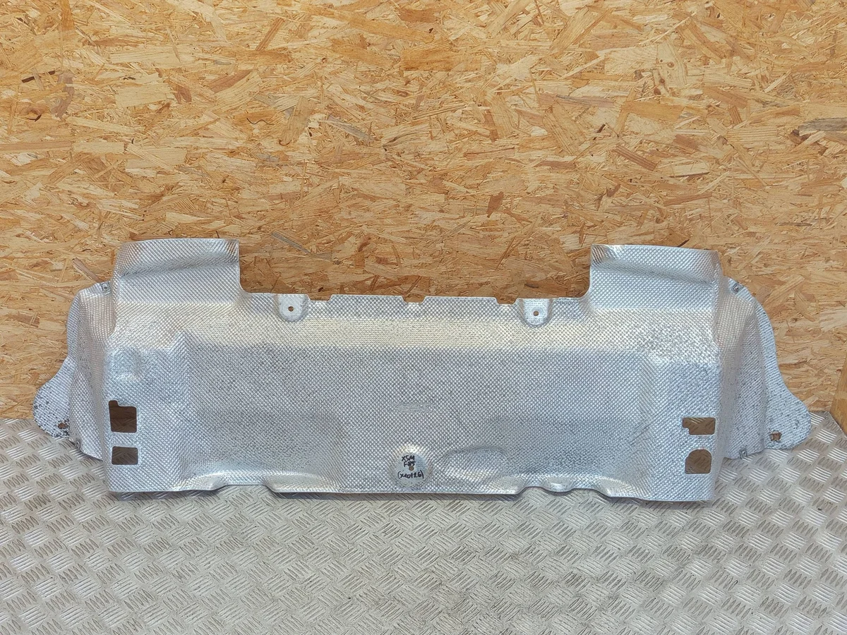 BMW X5M F85 Cache thermique d'échappement 8058757