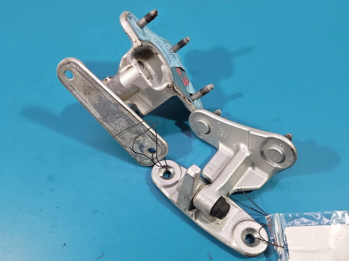 Cerniera Porta Posteriore Destra Mercedes ML W166