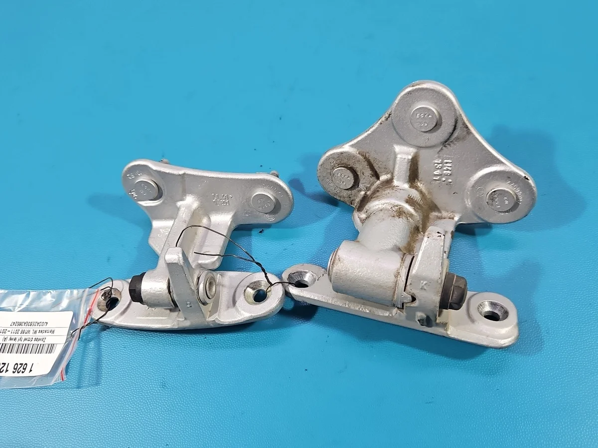 MERCEDES ML W166 Cerniera Porta Posteriore Sinistra A046572