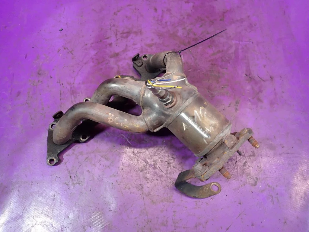 Catalytic Converter Exhaust Manifold VW Golf IV AZD 036178EAAA