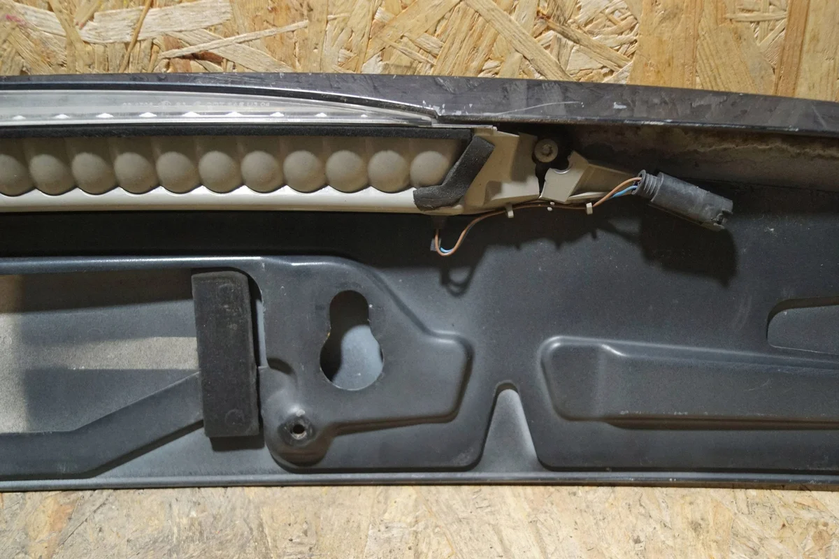 Spoiler Cofano BMW Serie 5 E61 7061467 image 10
