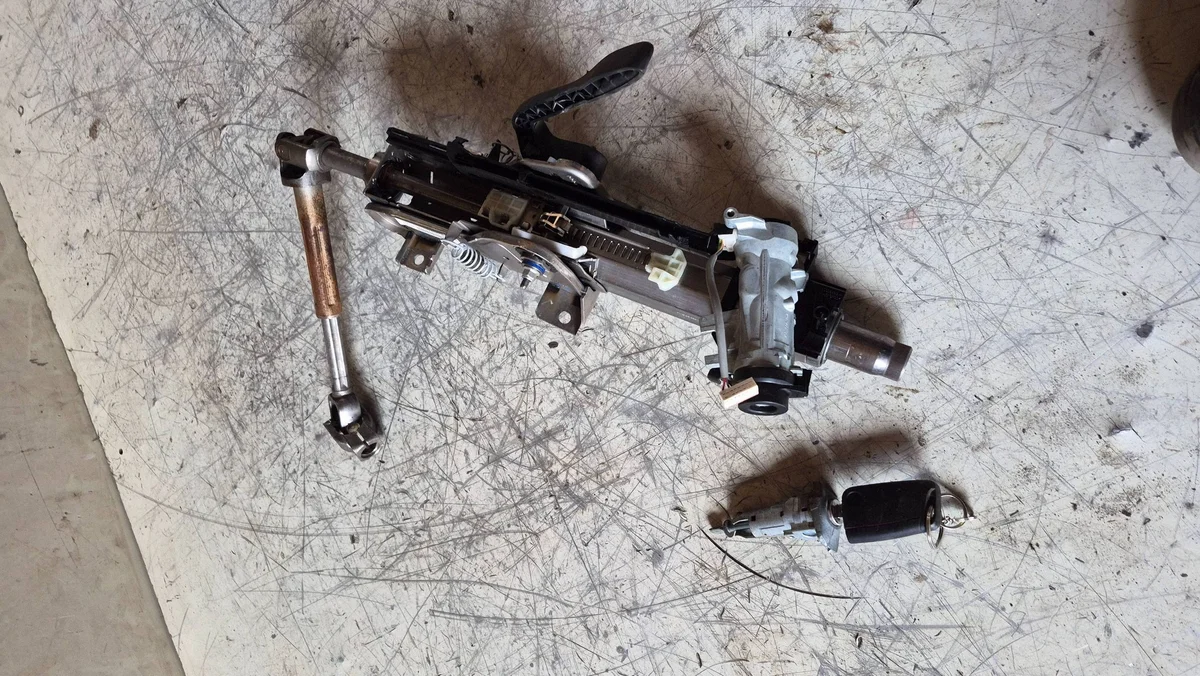 Ignition Switch Insert Skoda Octavia Mk3 III XRA9752