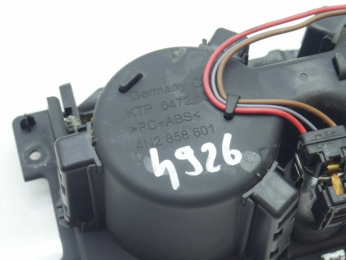 Portabicchieri Audi A8 D5 WAH48918 image 7
