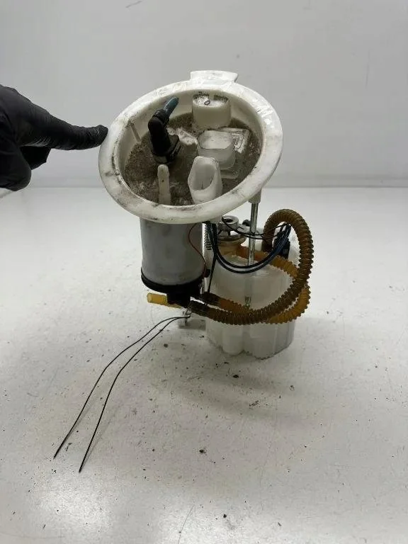 Polttoainepumppu BMW 1 (F21) 0580200088