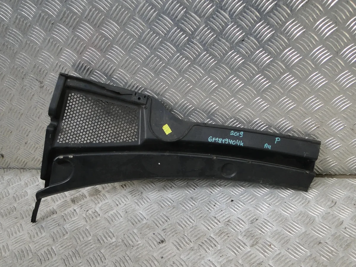Panel bajo parabrisas SEAT Ibiza V 6F 6F1819404K image 3